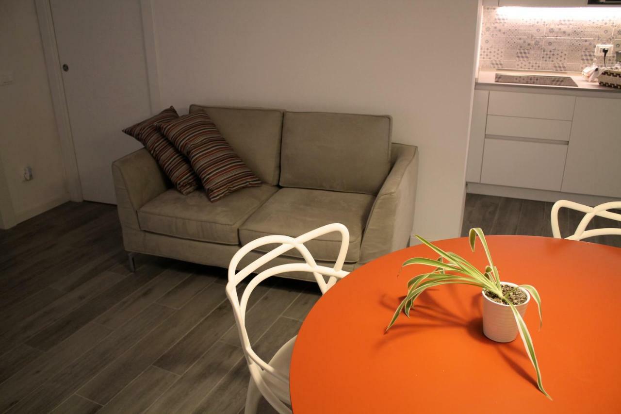 Intero Appartamento La Barcaccia เวโรนา ภายนอก รูปภาพ