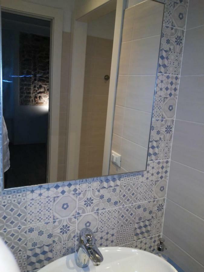 Intero Appartamento La Barcaccia เวโรนา ภายนอก รูปภาพ